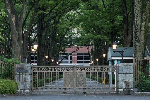 EF-S 15-85mm F3.5-5.6 IS USM