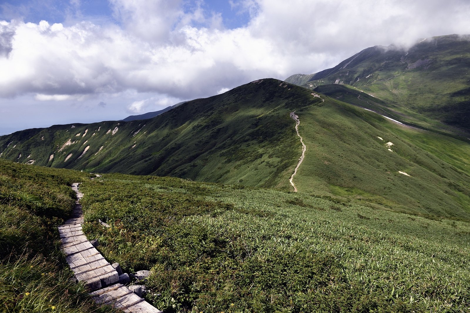 月山登山道