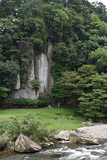 大野寺の磨崖仏