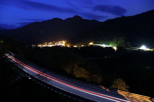 平湯夜景