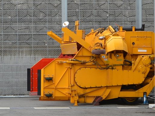 リニア実験線除雪車？