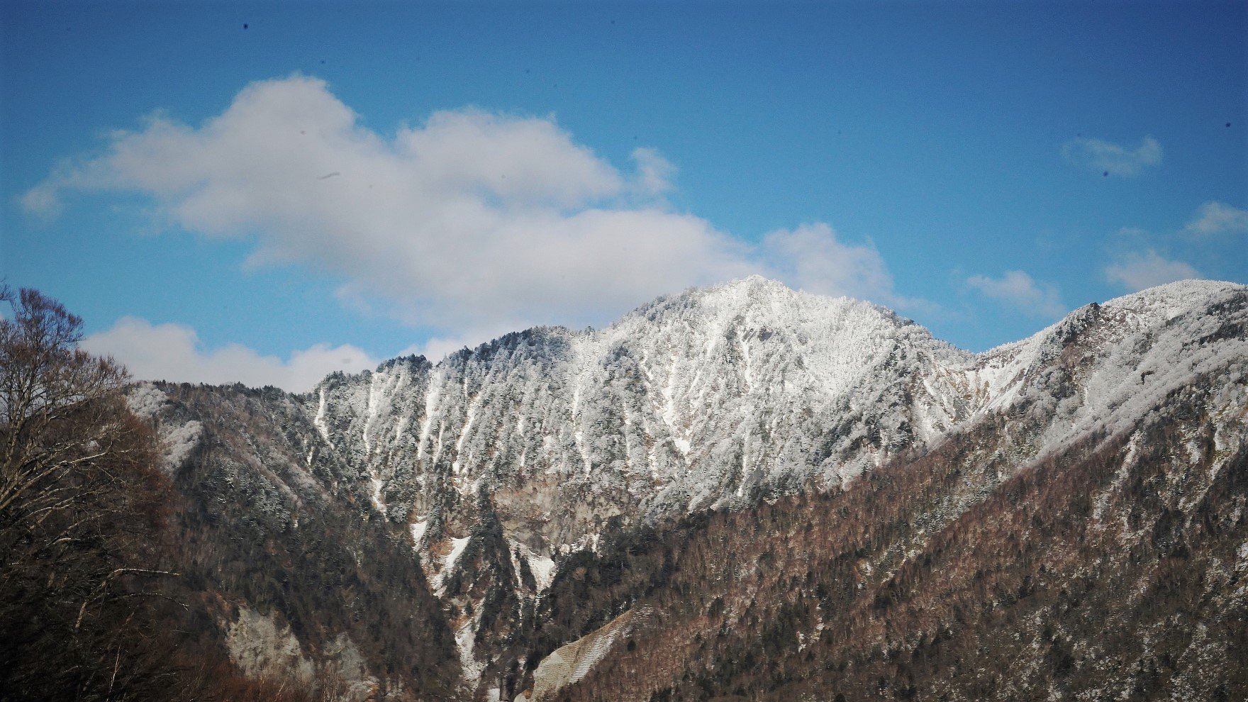 雪の峠越え