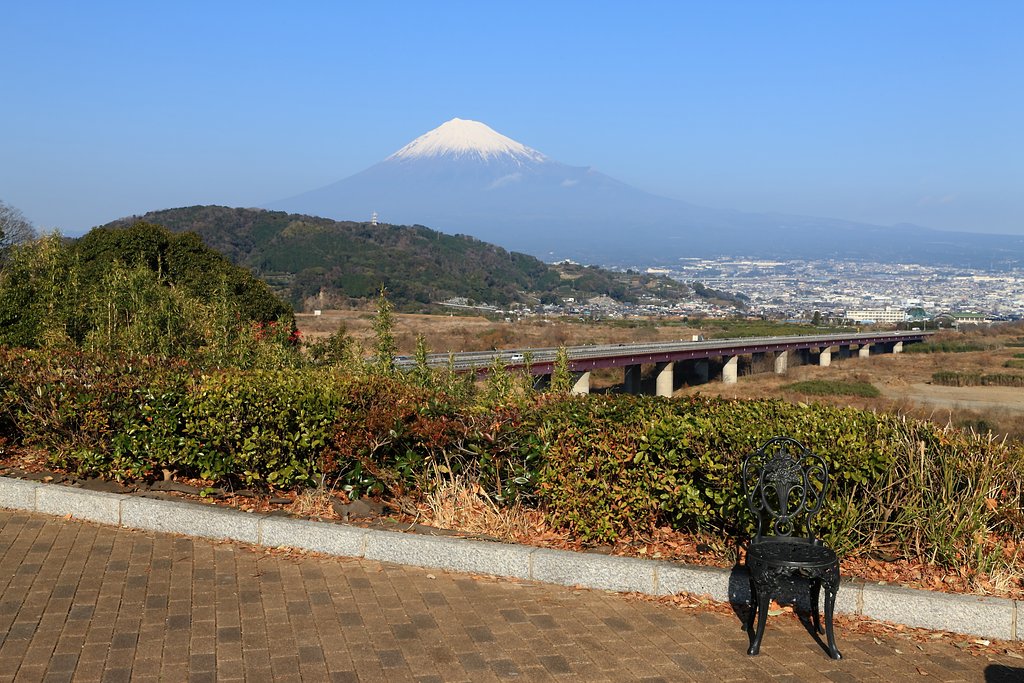 正月の富士山と椅子