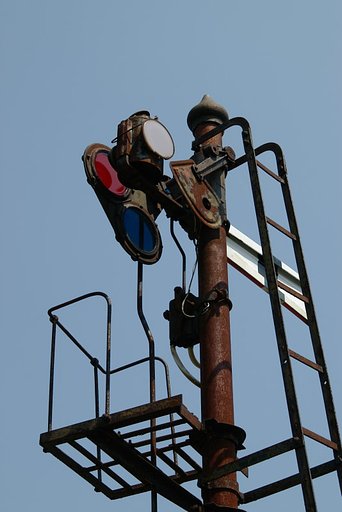 廃線の信号機