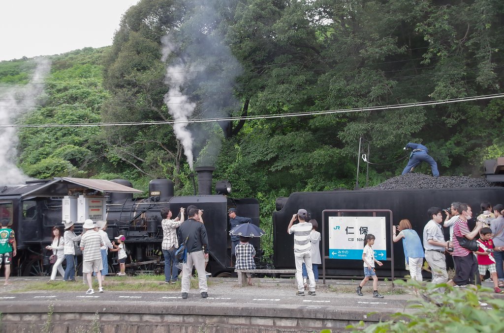 炭水車