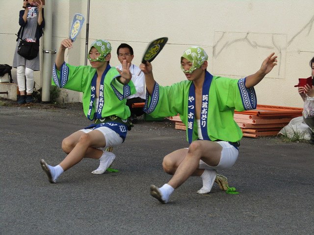 阿波踊りでお迎えです