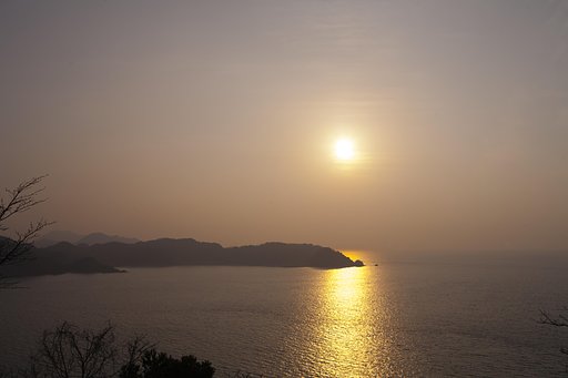 日本海の夕焼け-1。