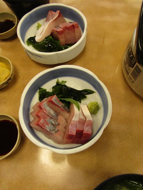 此処の刺身ハマチは絶品です　