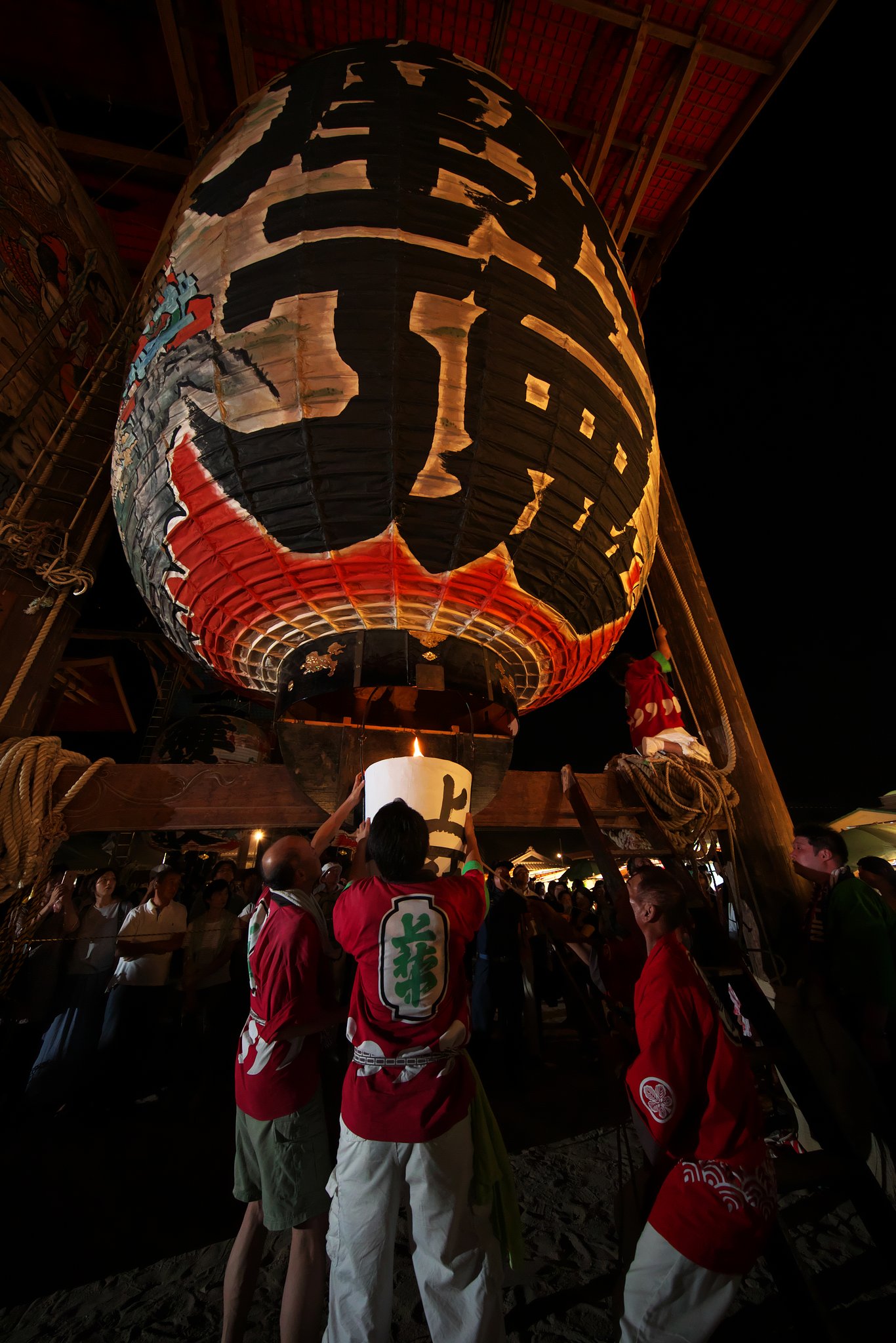 諏訪神社の大提灯まつり