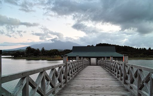 鶴の舞橋