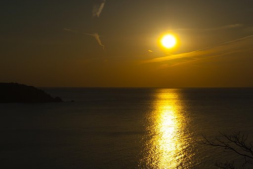 日本海の夕焼け-1。