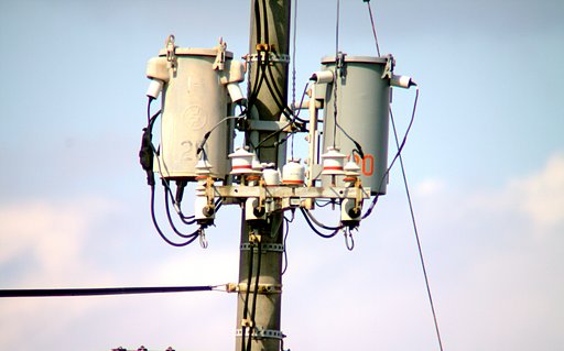 【天】空と電柱
