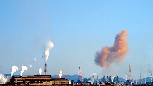 【天】青空に浮かぶ塵