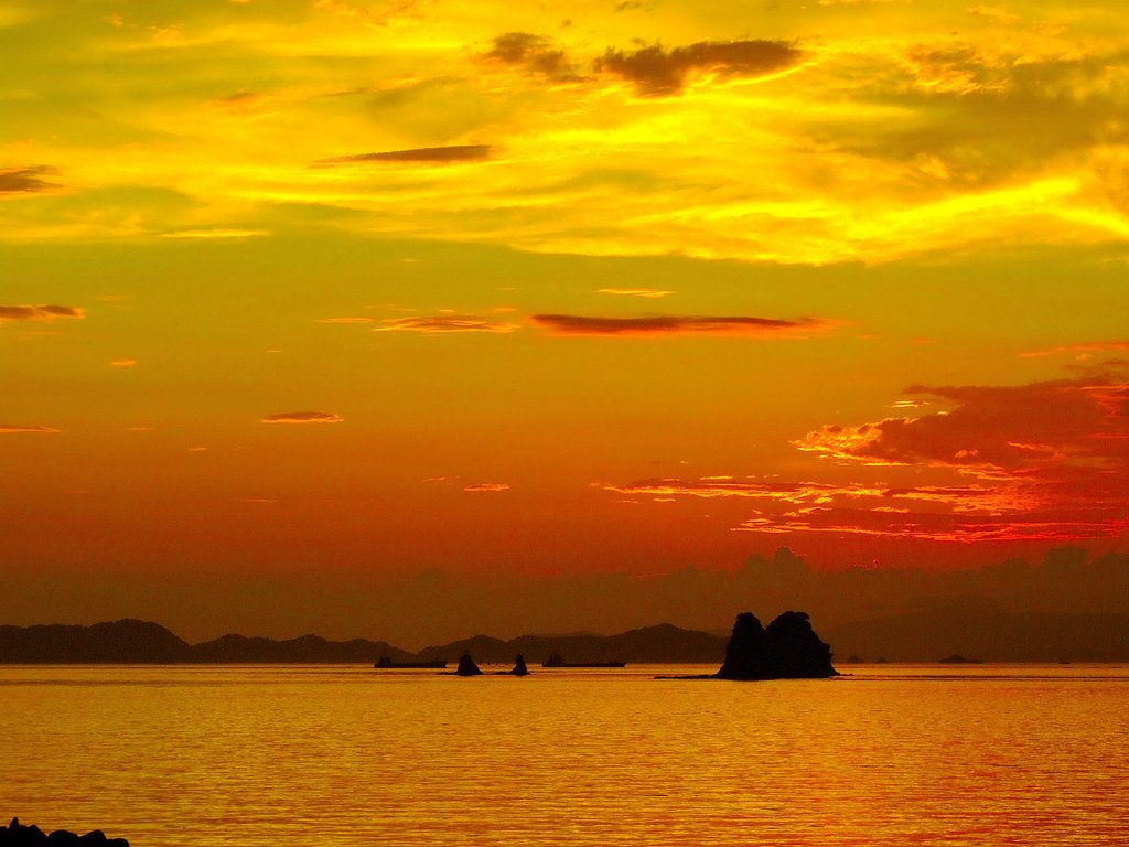 瀬戸内海の夕景