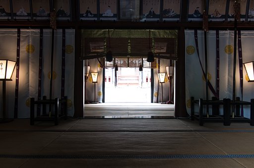 聖域眩く