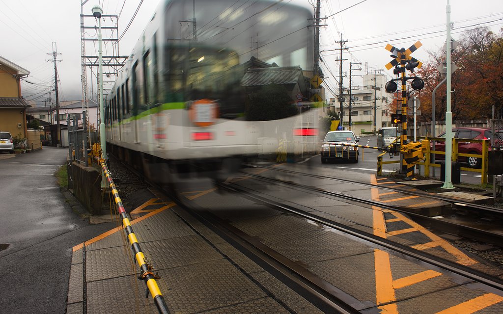 京阪宇治線踏み切り