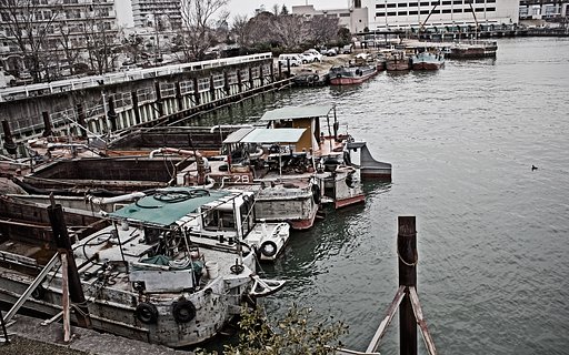 大阪市内の船着場（HDR）