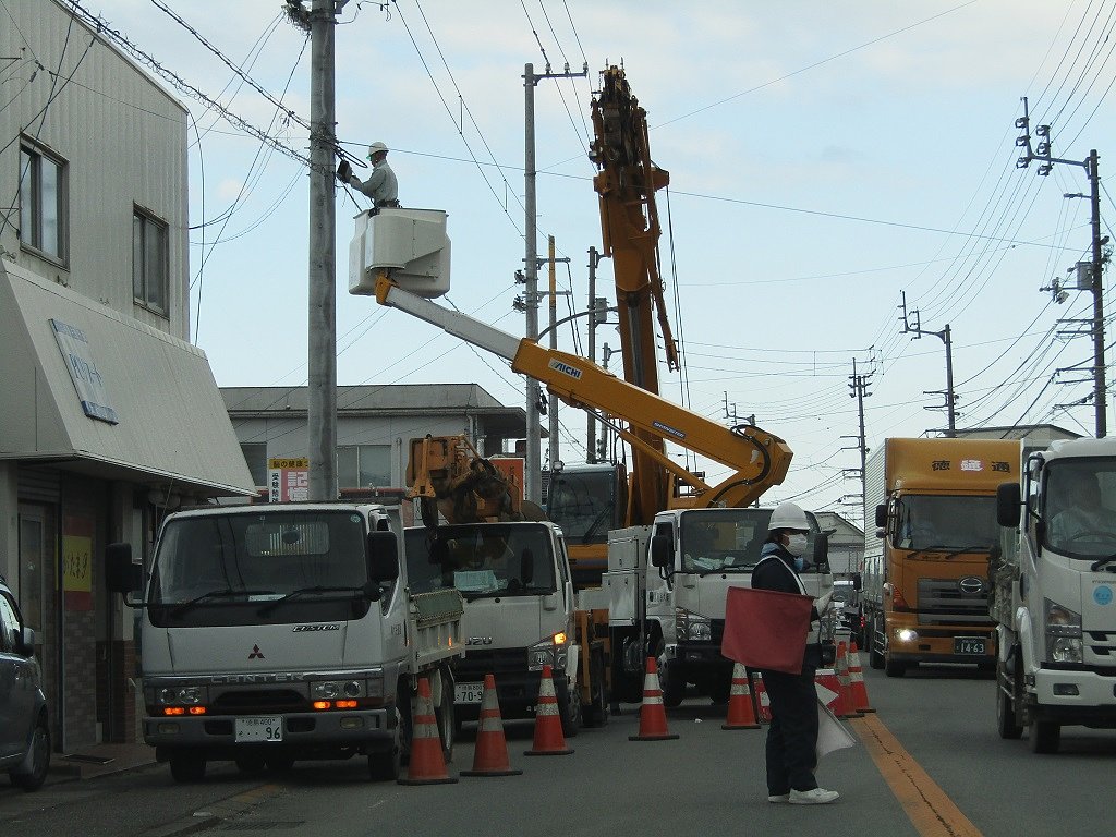 工事の主役は重機です、、お父さんかっこいい