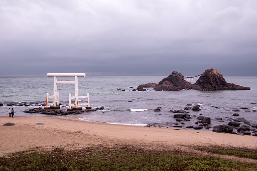 【色】曇り空
