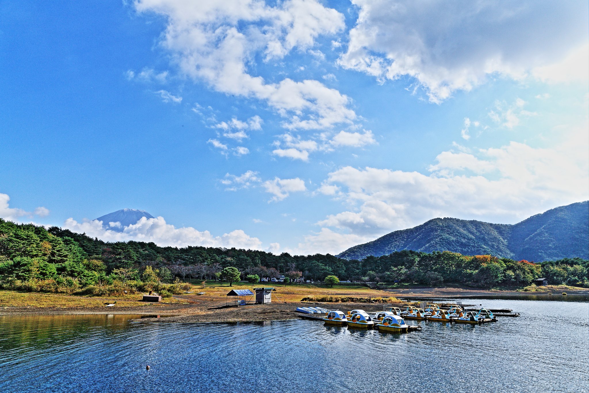 ＨＤＲ本栖湖