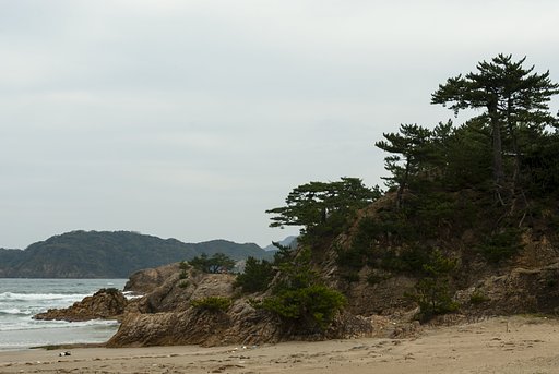 岩山？