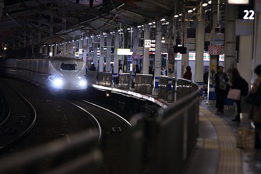 岡山駅新幹線ホーム