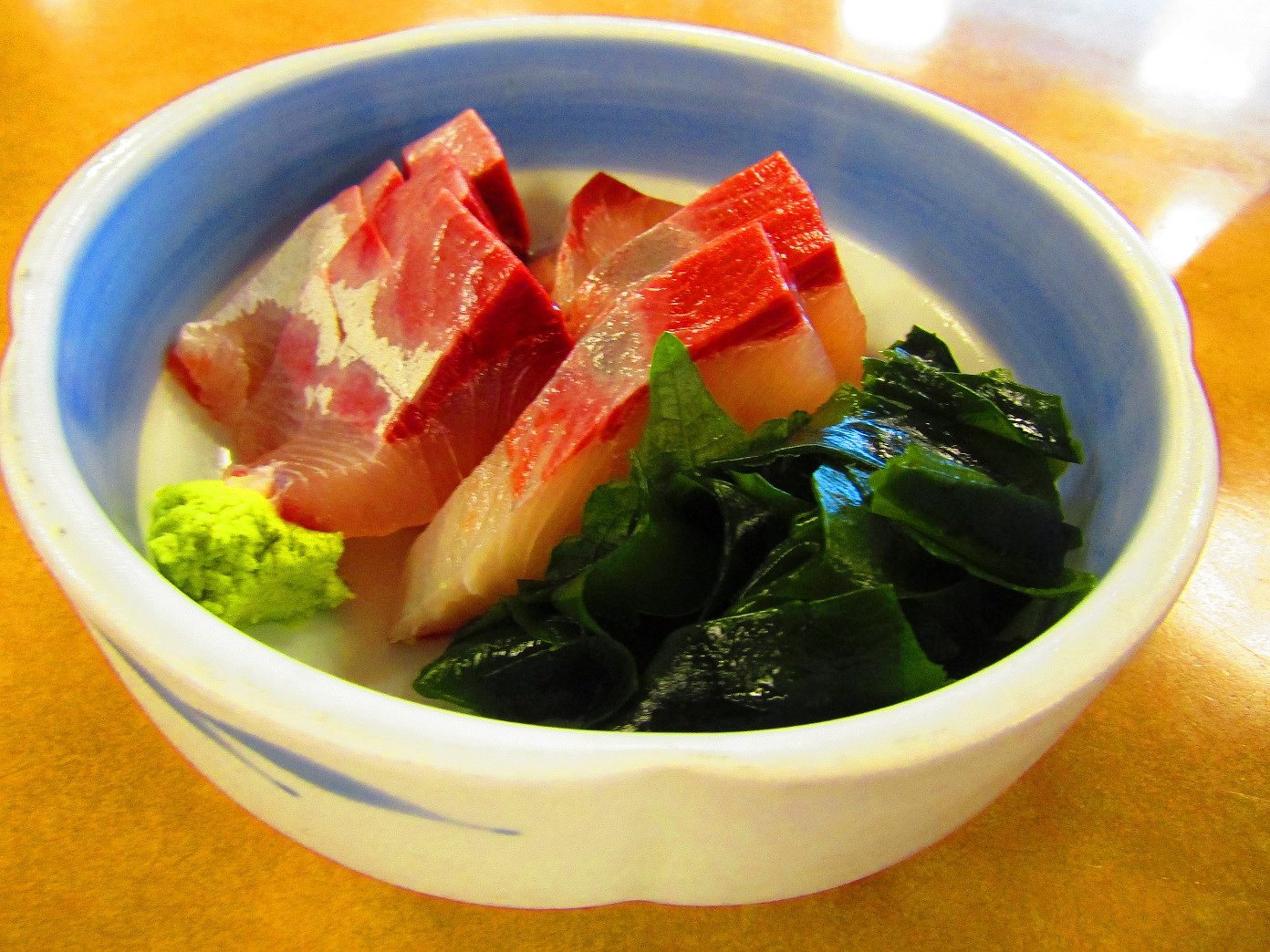 刺身最高級はまちを賞味ください