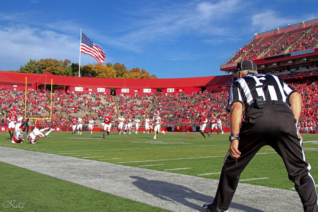 Referee