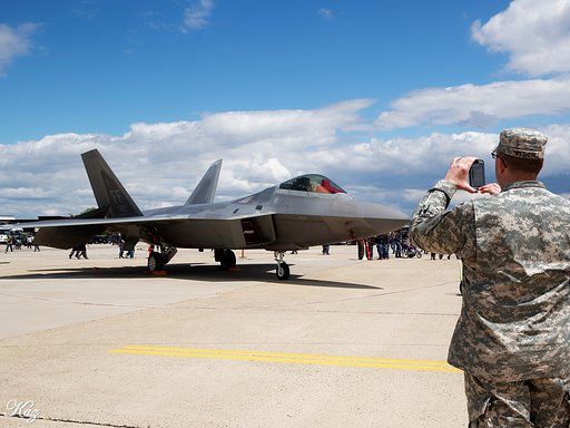 F-22 A Raptor を記念に一枚