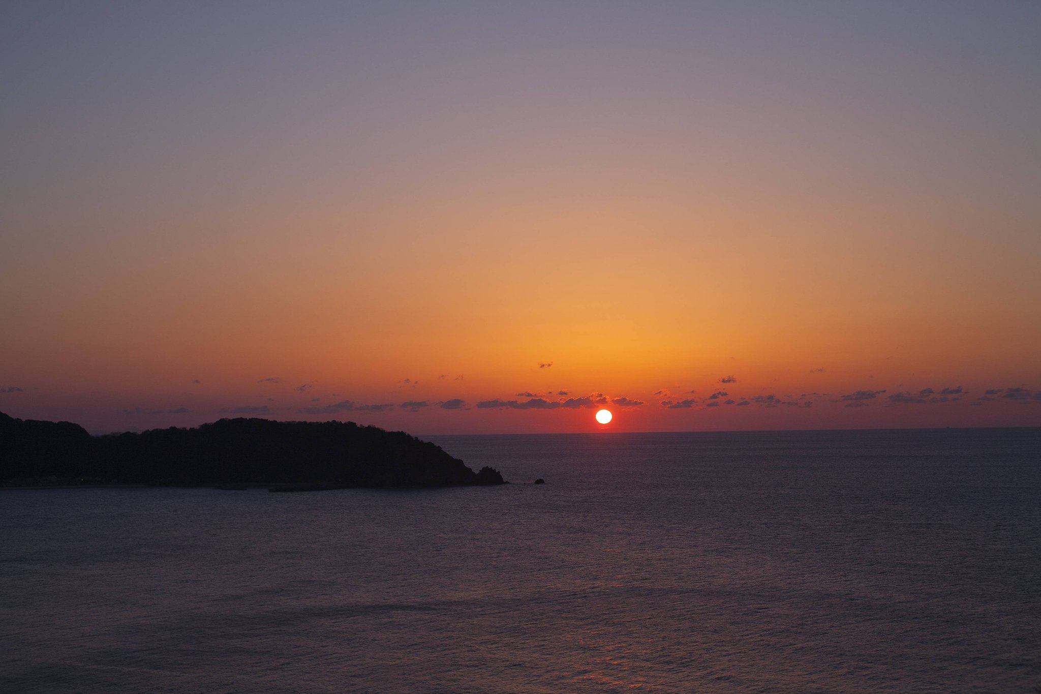 陸上岬展望駐車場からの夕焼け３。