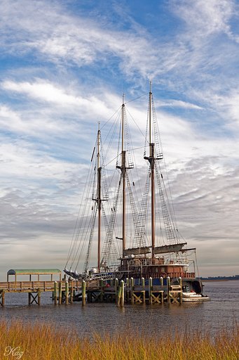 【縦画像】Tallship