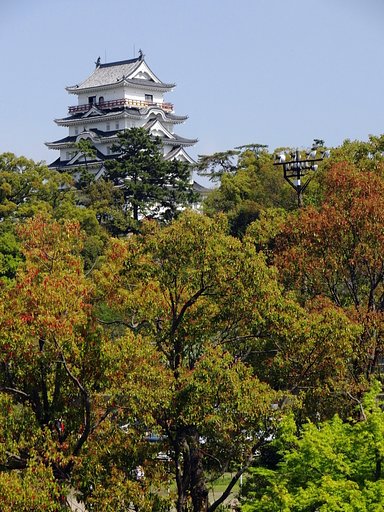【天】守閣を望む