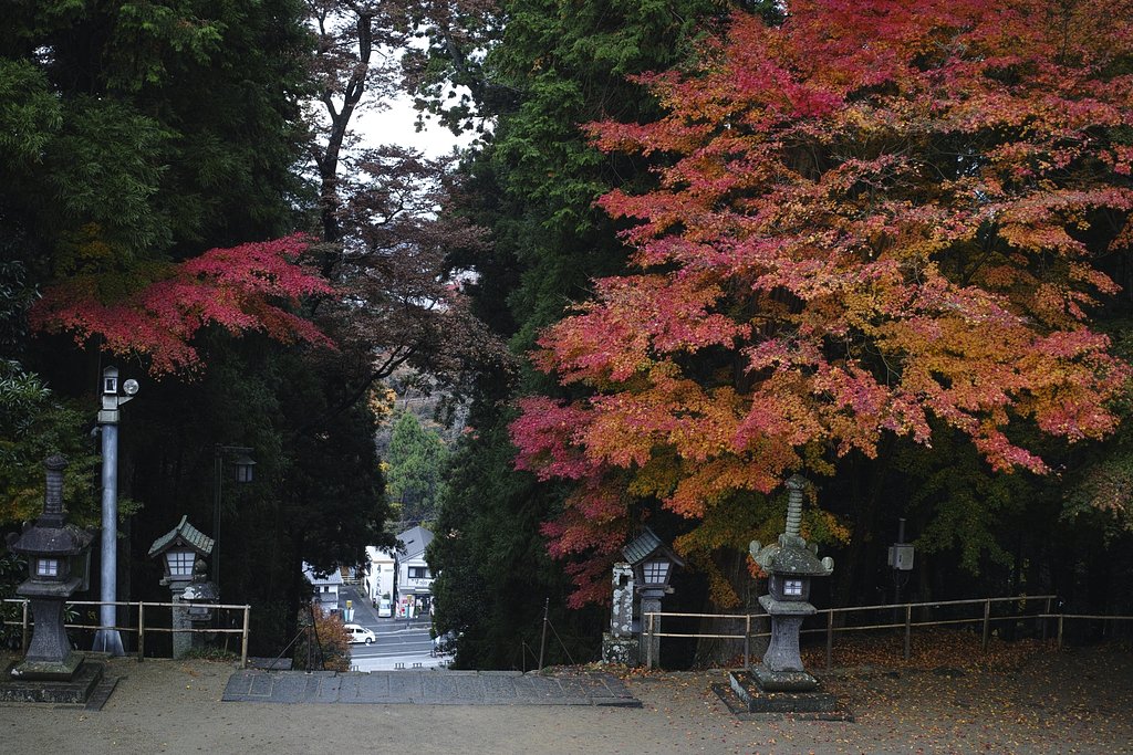 塩釜神社表参道