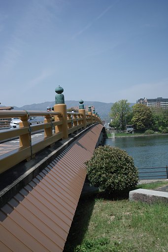 【縦画像】瀬田の唐橋