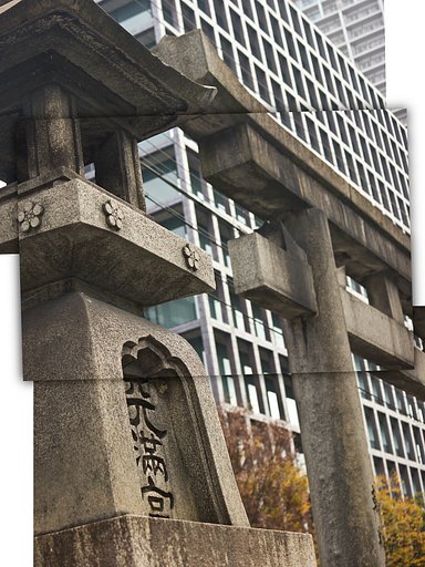 鳥居と石灯籠
