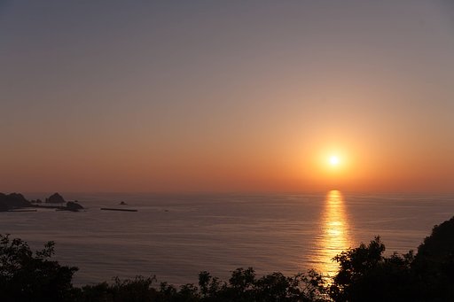 羽尾岬休憩舎からの夕焼け-2