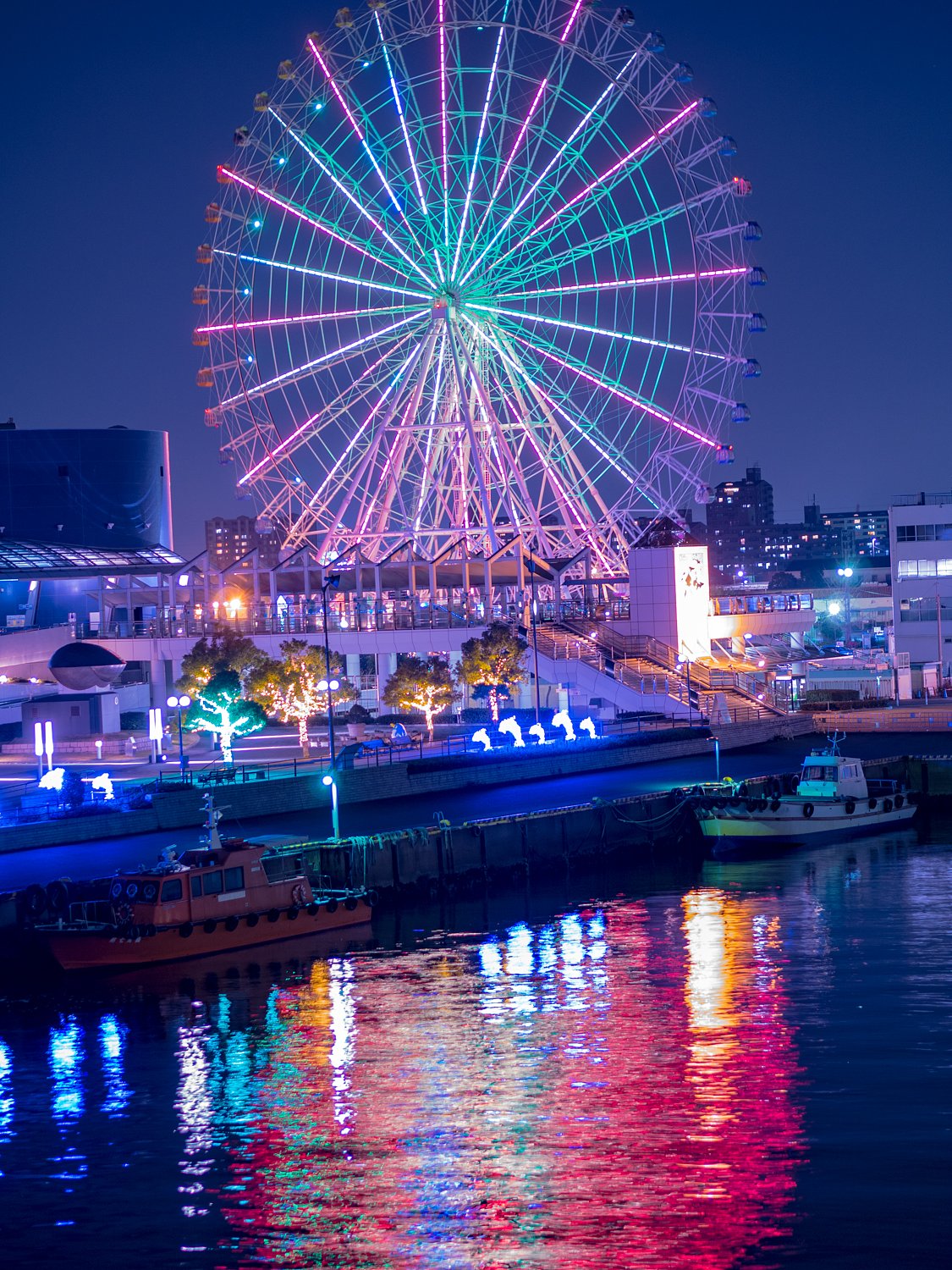 【形】円