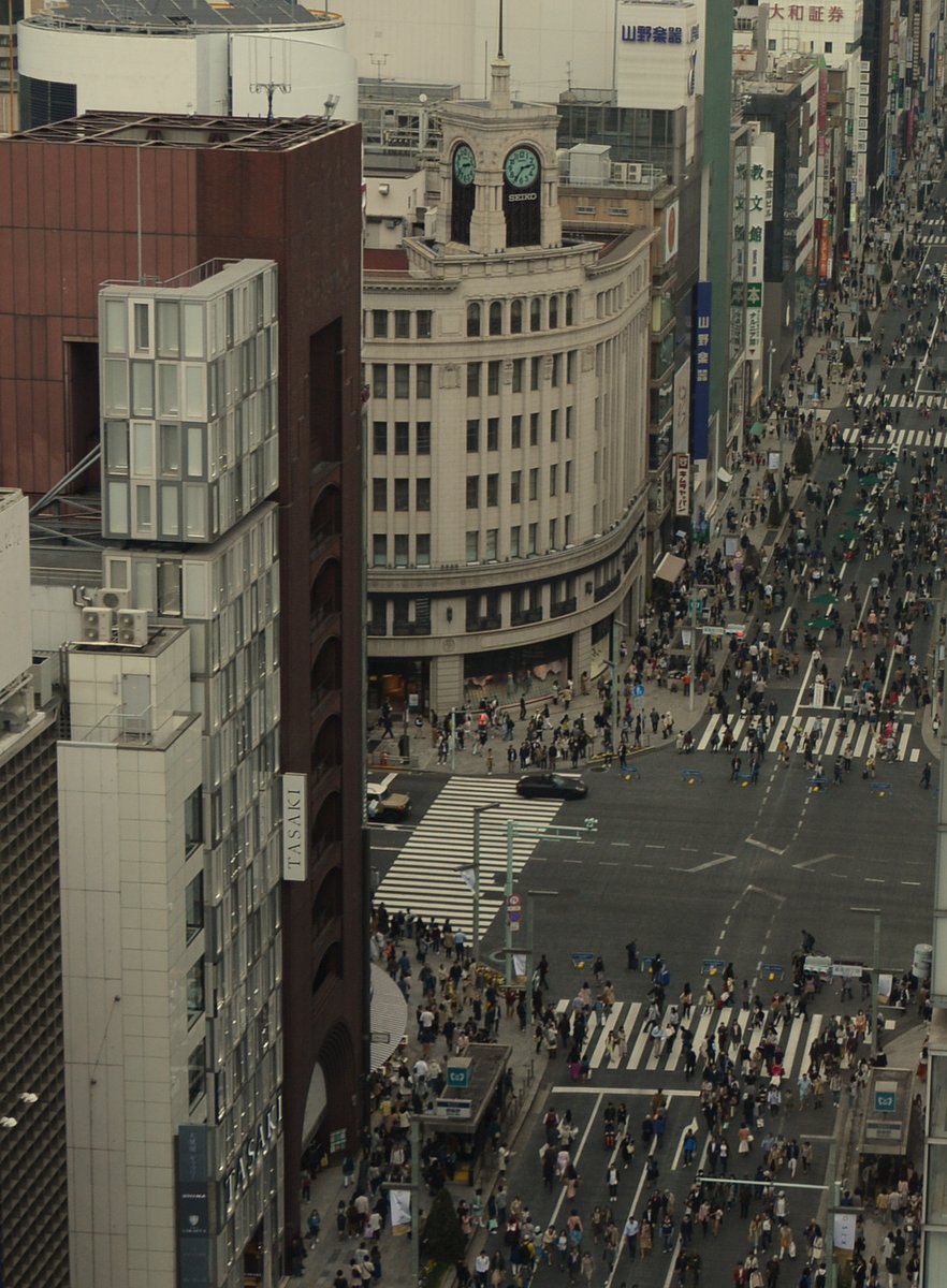 銀座和光前の風景