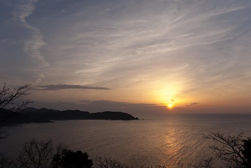 日本海の夕焼け-1。