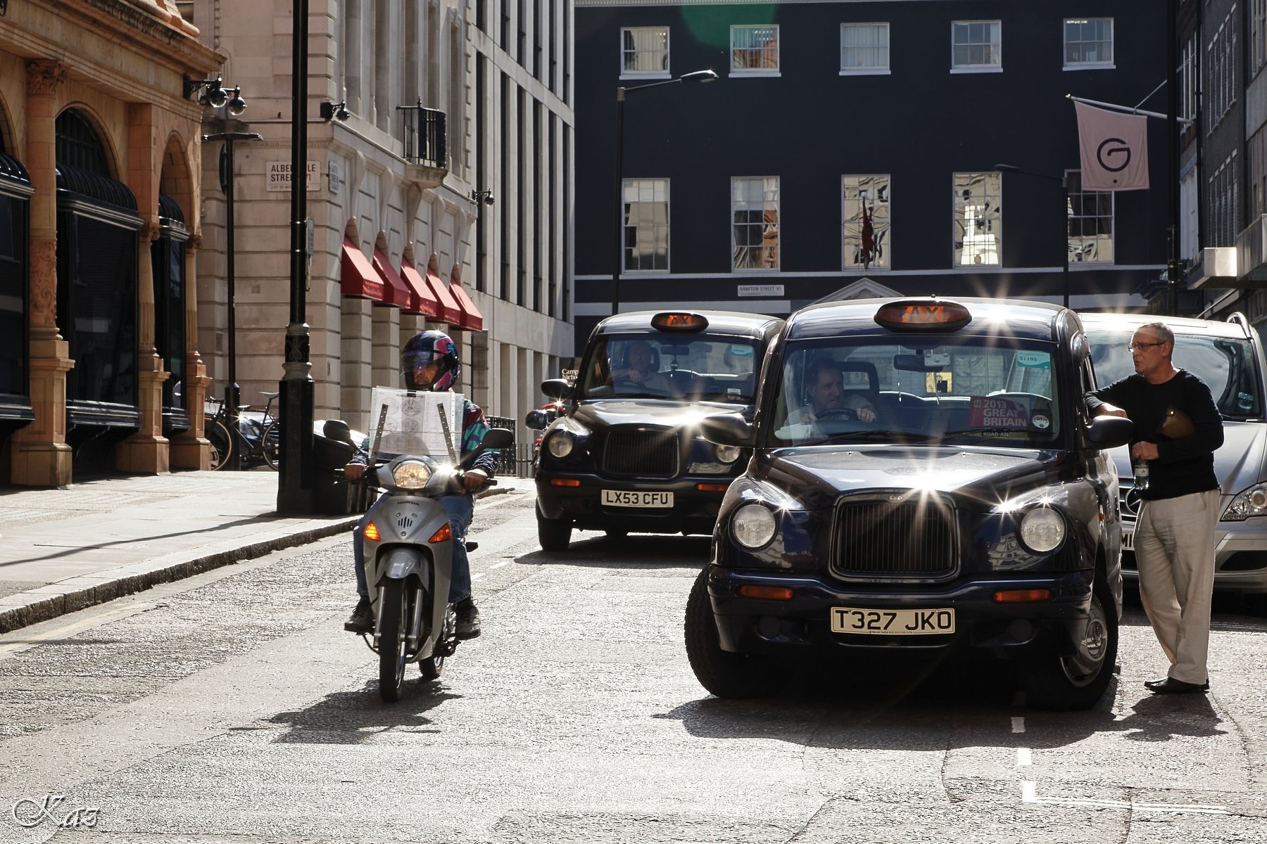 Taxi