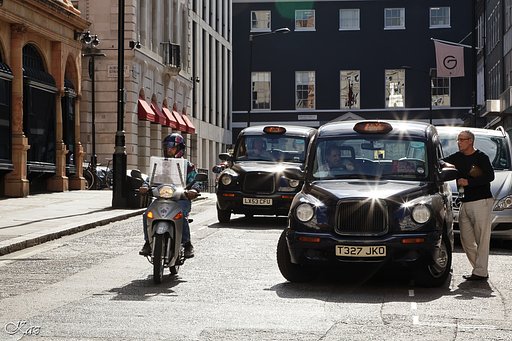 Taxi