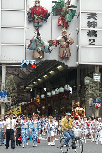 祭りの商店街