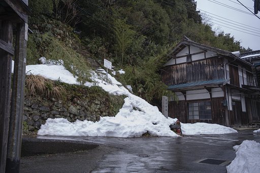 愛宕山の上り口。