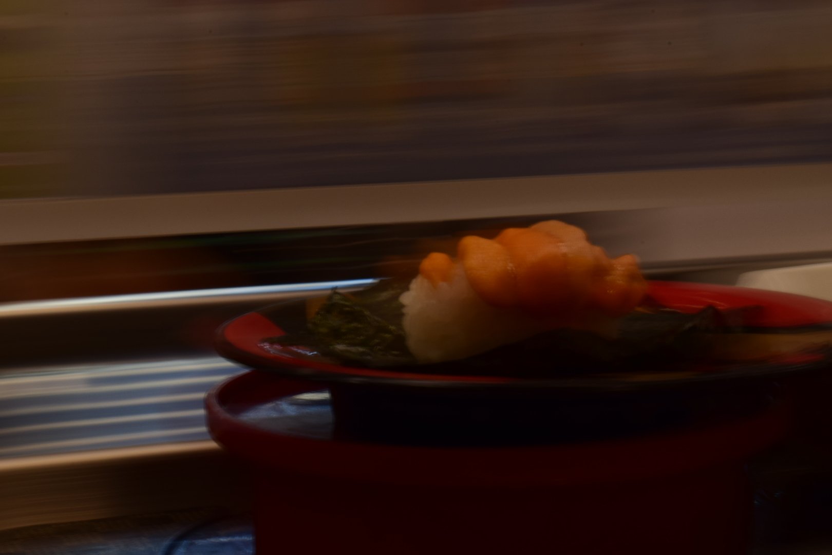 儚い晩餐～高いお寿司は僕の前で加速する。