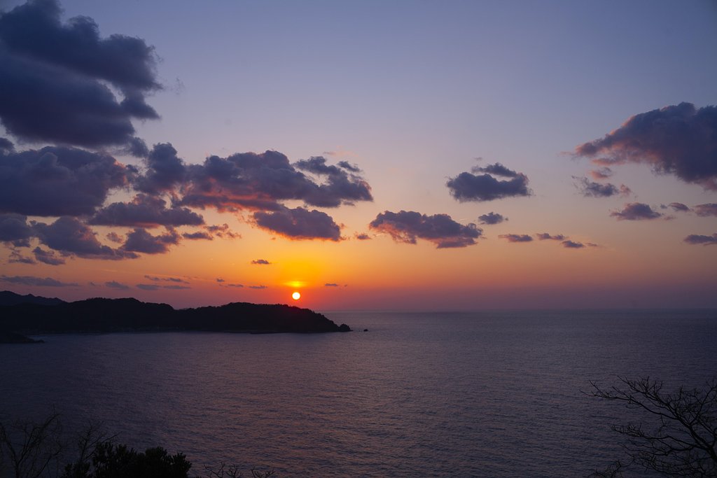 日本海の夕焼け-3。
