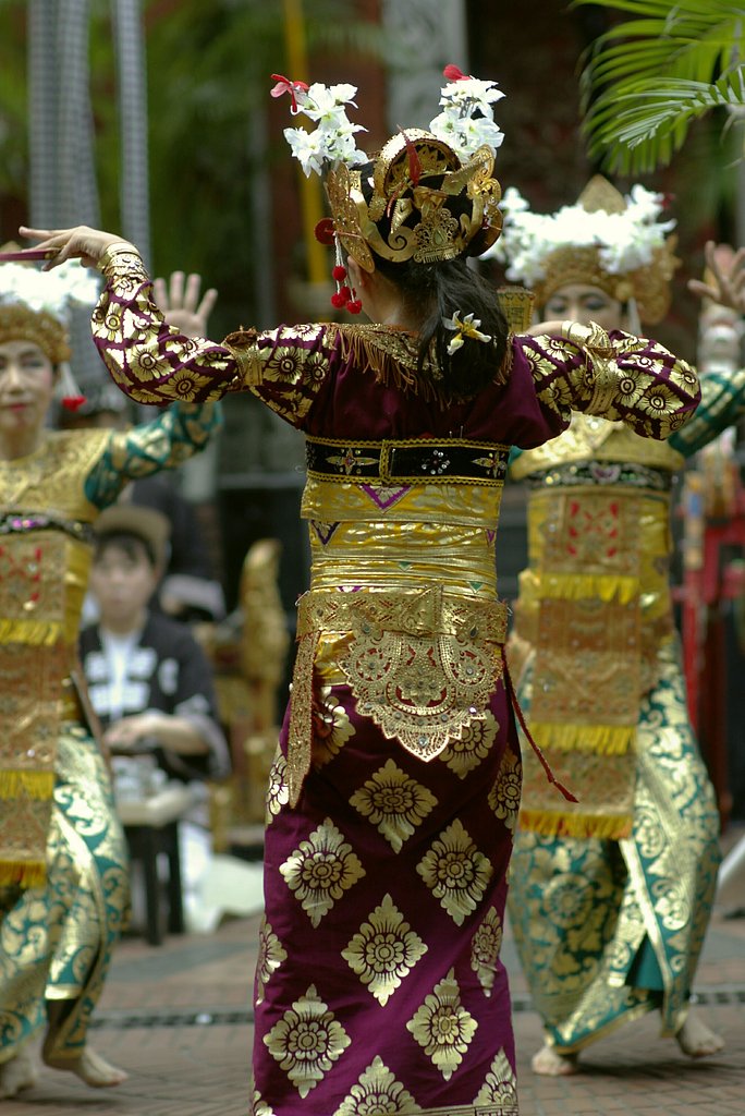 芸能山城組ケチャ祭り