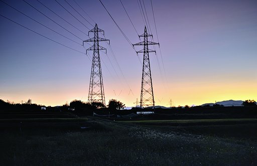 送電線