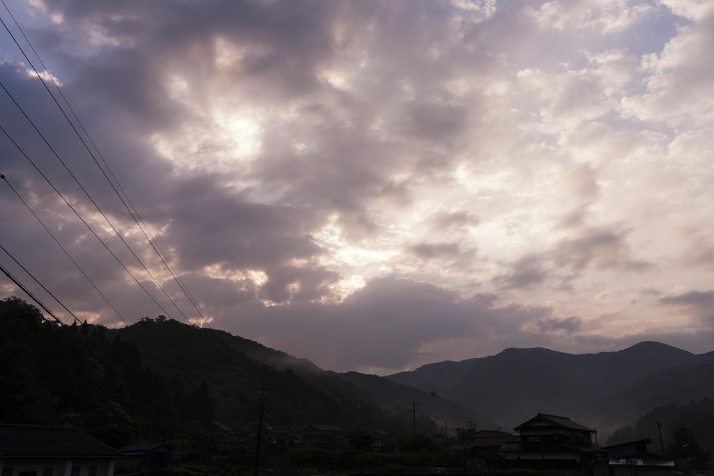 日の出前