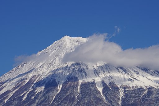🗻