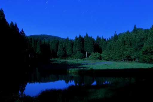 深夜の平池